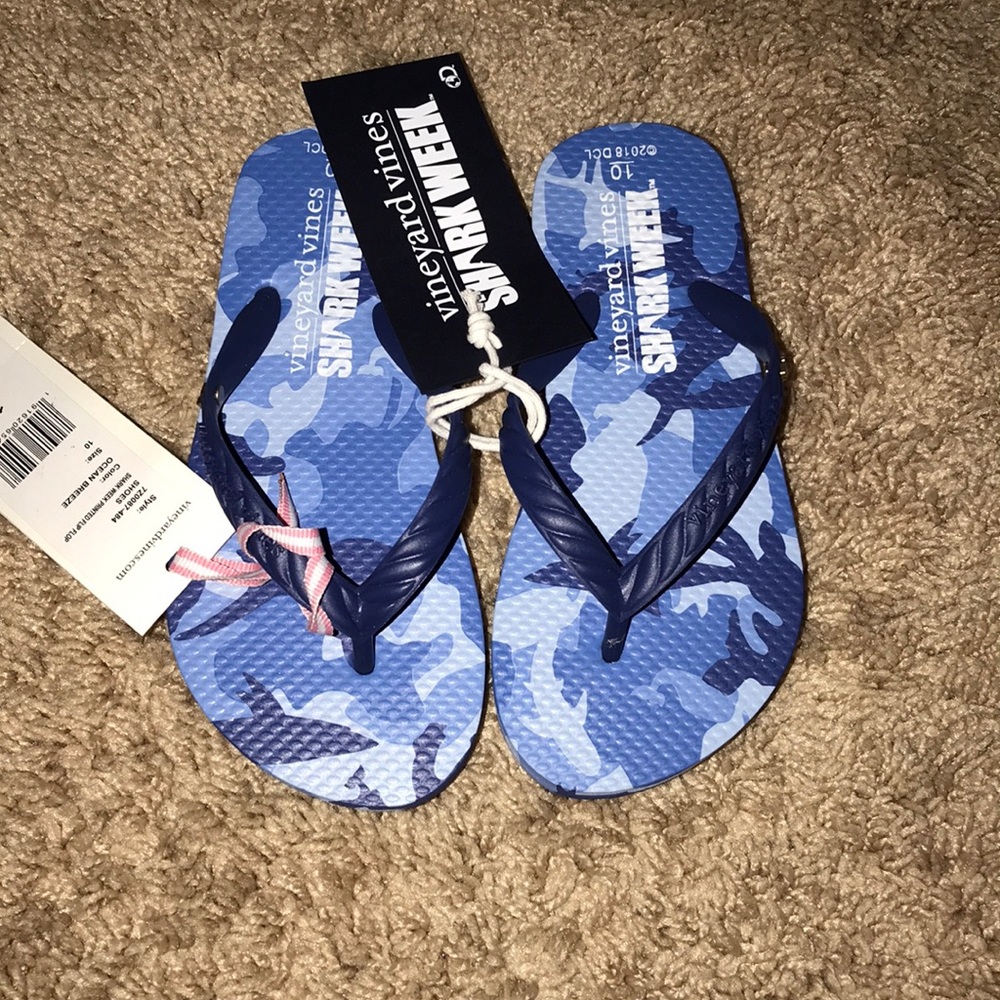 VV flip flops